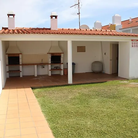 Holidays - Surf Pool With Tennis Court * Baleal