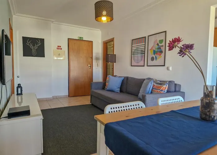 Holidays - Surf Pool With Tennis Court Baleal