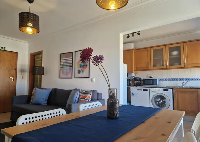 Daire Holidays - Surf Pool With Tennis Court *