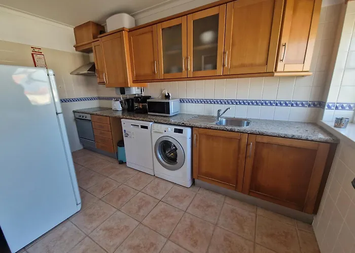 Holidays - Surf Pool With Tennis Court Daire