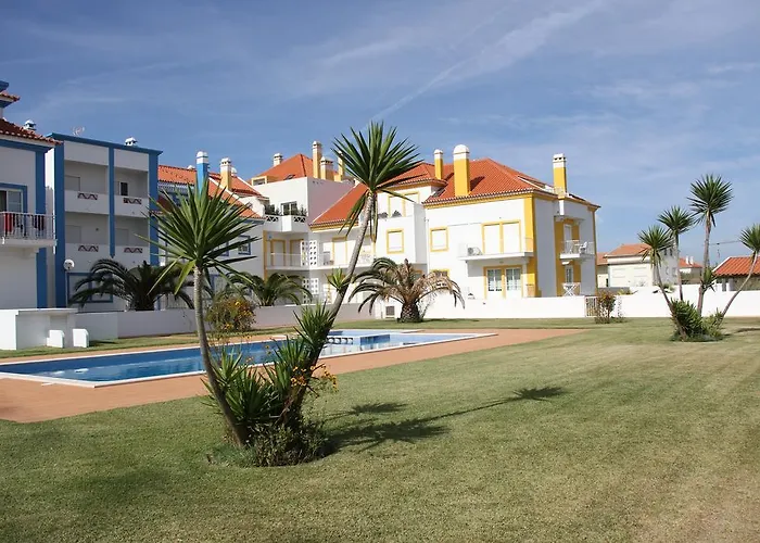 Holidays - Surf Pool With Tennis Court Daire