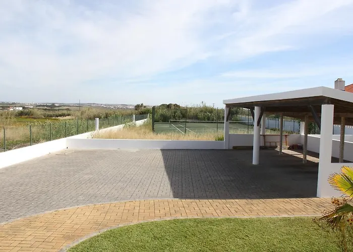 Holidays - Surf Pool With Tennis Court Daire Baleal